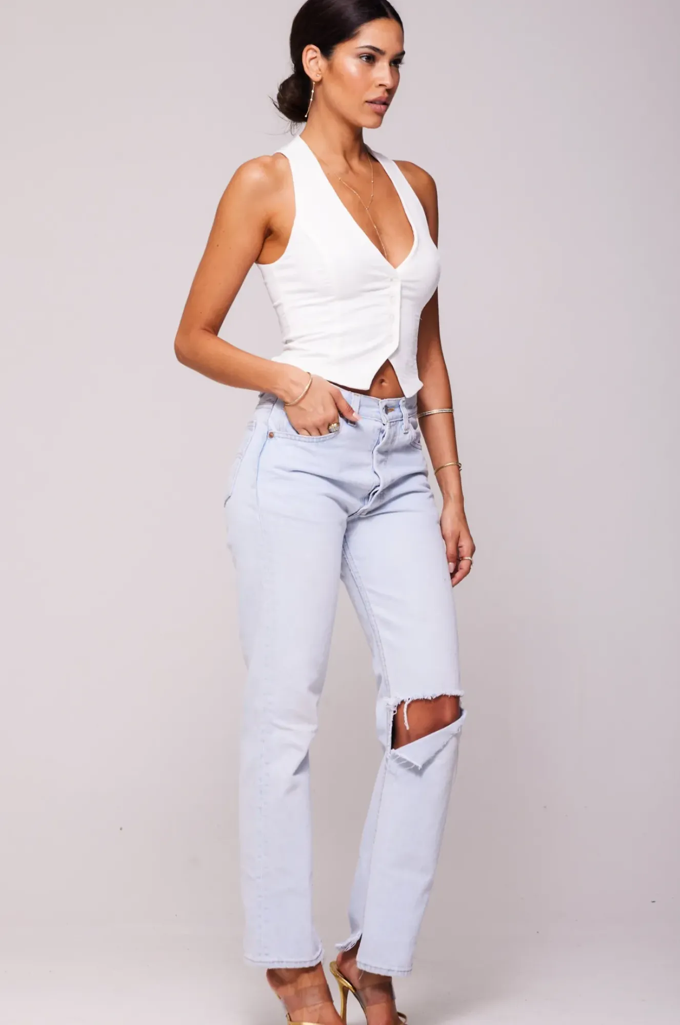 RESA Noah Vest In White Discount